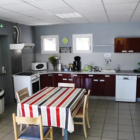 Le Relais De Port D'albret Auberge de jeunesse *